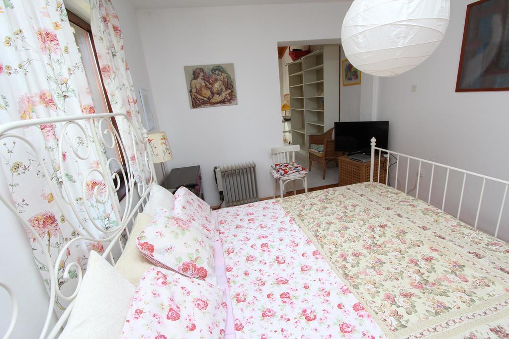 Apartments Apollonio Rovinj Pokoj fotografie